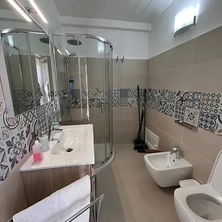 Azzurra Appartement *